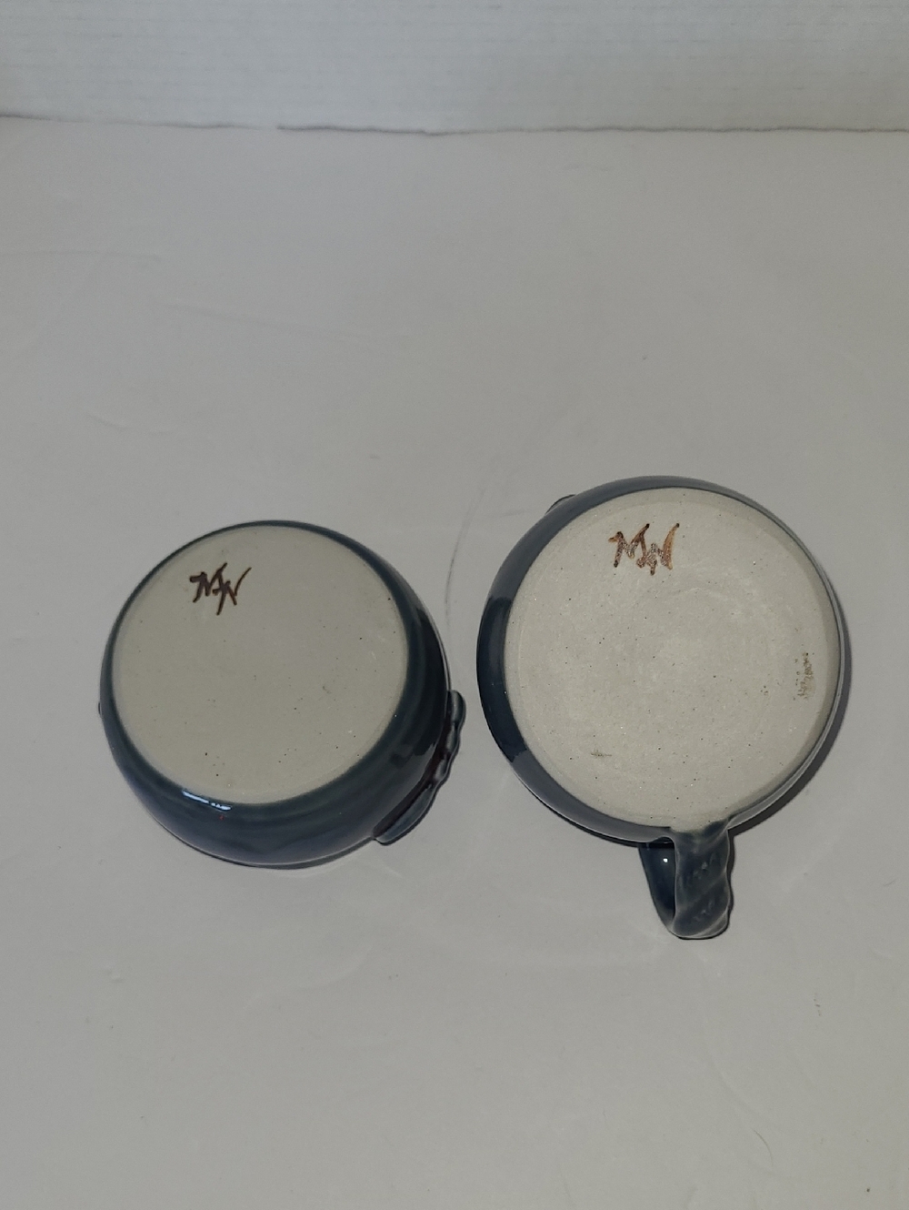 Handcrafted Signed Blue Ceramic Creamer and Sugar Set - Picture 5 of 8